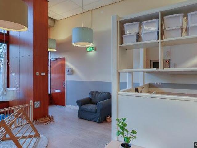 Appartement te huur in Bezuidenhout, Zuid Holland