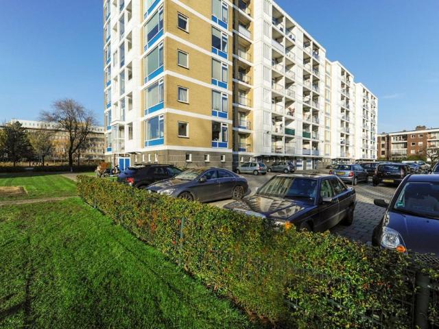 Appartement te huur in Bomenbuurt, Zuid Holland