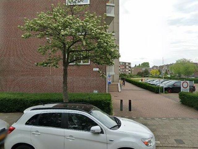 Appartement te huur in Bloemenbuurt, Zuid Holland