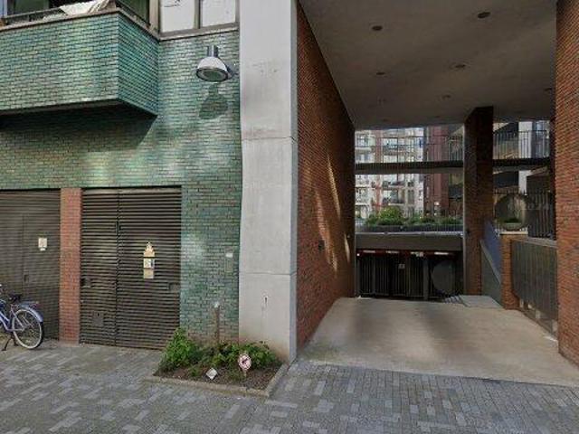 Appartement te huur in Holland Park, Diemen