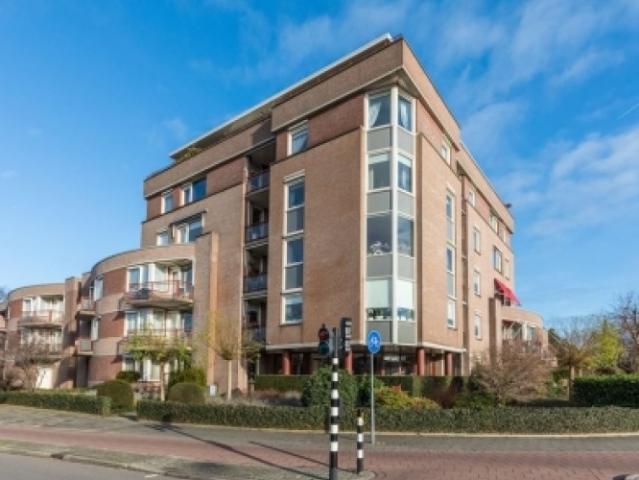 Appartement te huur in Johannes Geradtswegbuurt, Noord Holland
