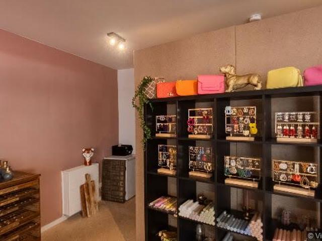 Appartement te huur in 't Plaveen, Huizen