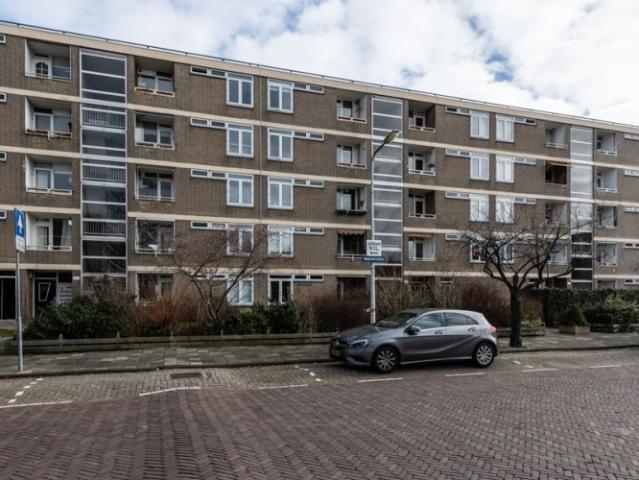 Appartement te huur in Noord, Zuid Holland