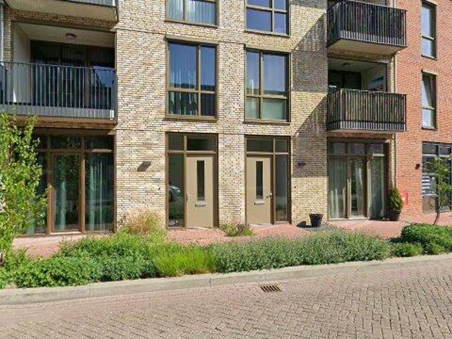Appartement te huur in Oud-beijerland, Zuid Holland