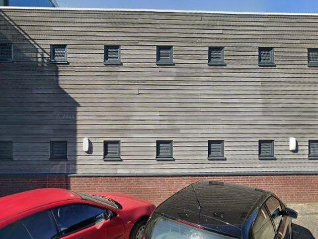 Appartement te huur in Roelofarendsveen, Zuid Holland