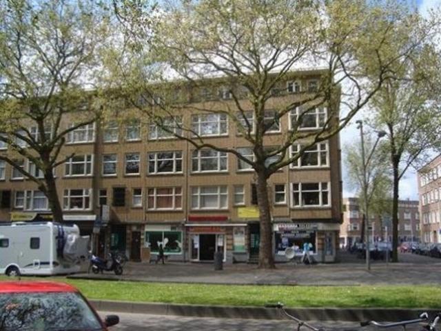 Appartement te huur in Bloemhof, Rotterdam