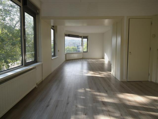 Appartement te huur in Bloemhof, Rotterdam