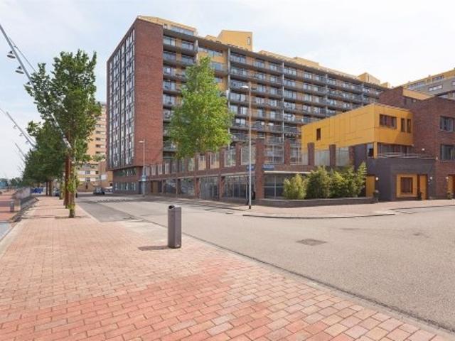 Appartement te huur in IJsselmonde, Rotterdam