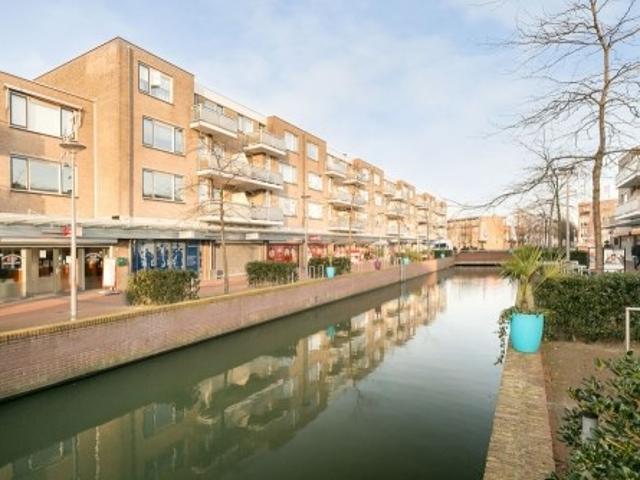Appartement te huur in IJsselmonde, Rotterdam