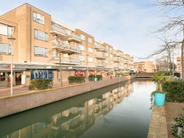 Appartement te huur in IJsselmonde, Rotterdam