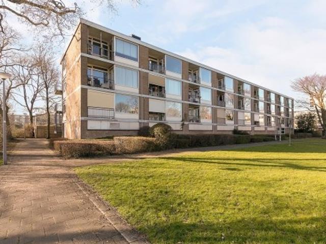 Appartement te huur in IJsselmonde, Rotterdam