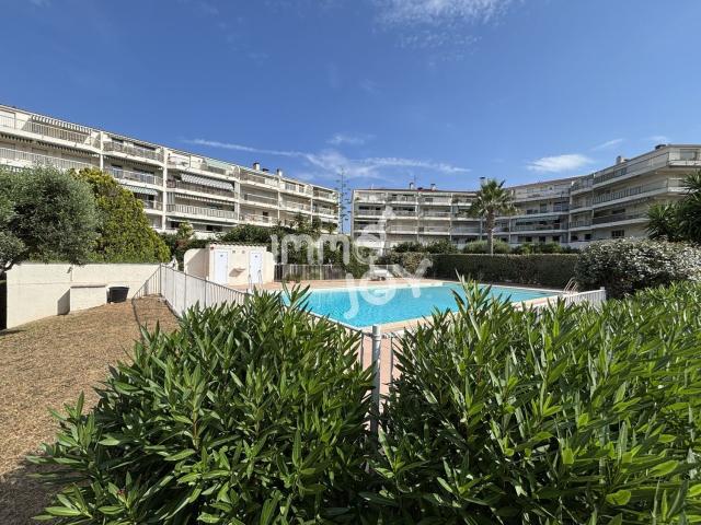 Appartement vente à Font Couverte, Bagnols-en-Forêt