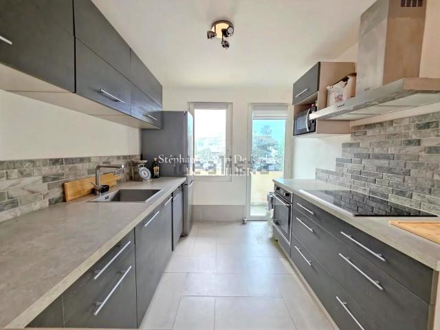 Appartement vente à Lotissement Alphonse Daudet, Fréjus