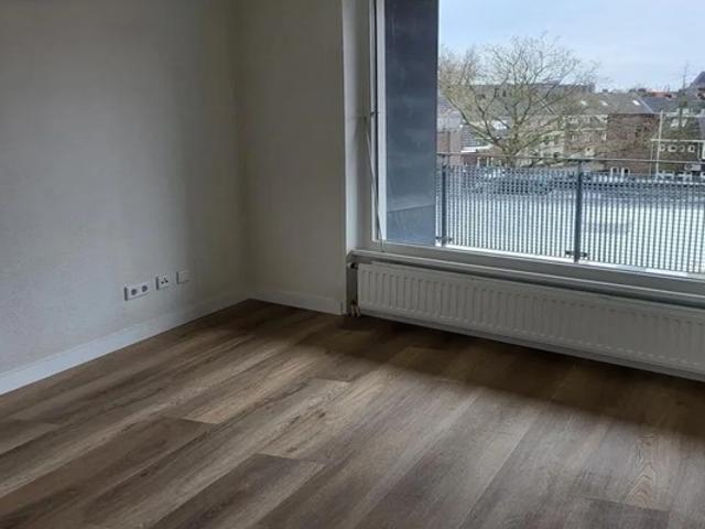 Appartement te huur in Stratum, Noord Brabant