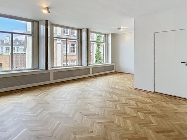 Appartement te huur in Zuid, Amsterdam