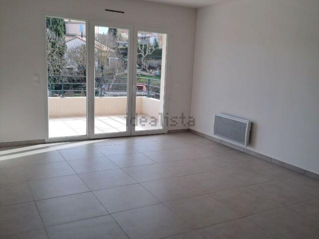 Appartement location à Gréasque, Bouches-du-Rhône