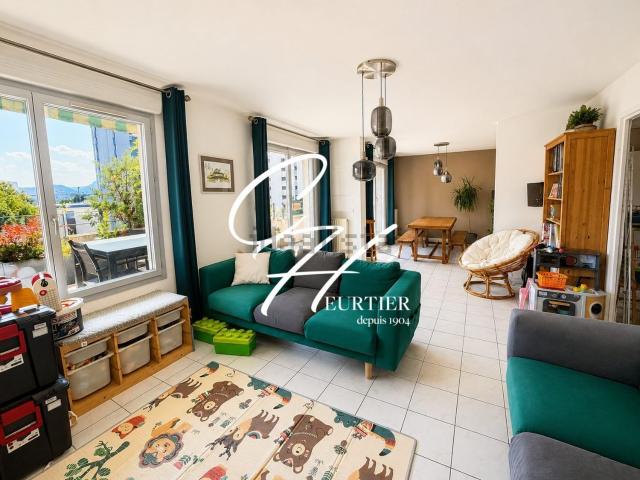 Appartement vente à Village Olympique, Grenoble