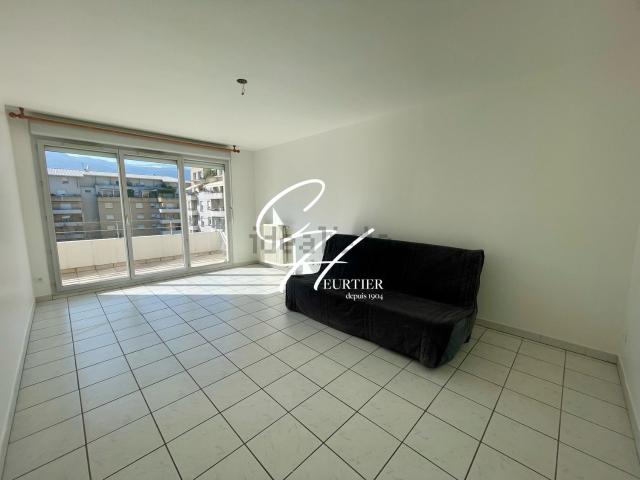 Appartement vente à Village Olympique, Grenoble