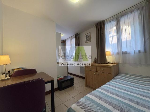 Appartement vente à Clot de la Mule, Péone