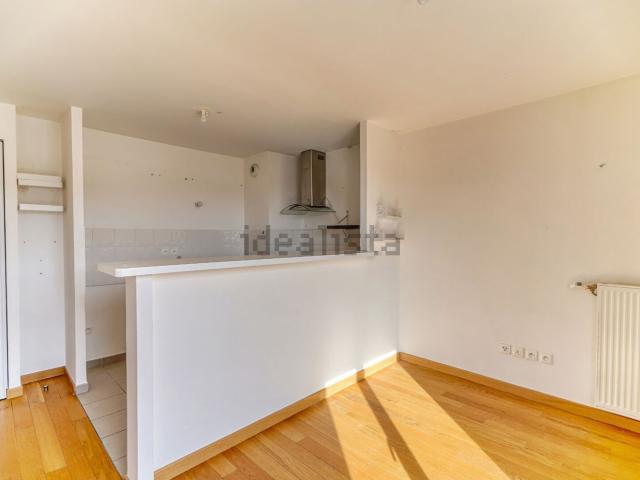 Appartement vente à Résidence du Bois de la Grille, Guyancourt