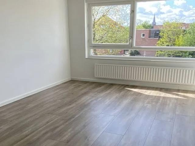 Appartement te huur in Stratum, Noord Brabant