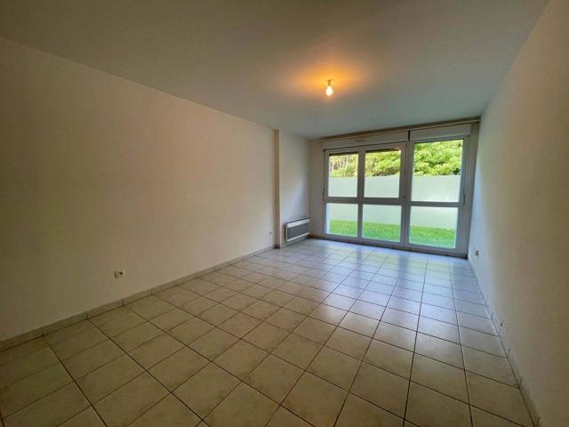 Appartement location à Quartier Est, Hénin-Beaumont