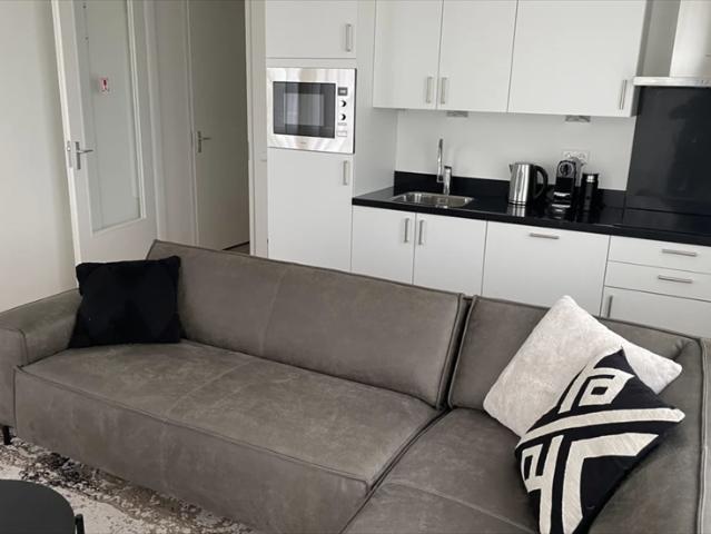 Appartement te huur in Zoeterwoude, Zoeterwoude-rijndijk