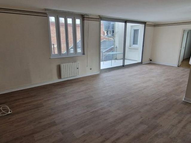 Appartement location à Saint-Quentin, Saint-quentin