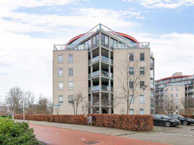 Appartement te huur in Staatsliedenwijk, Almere-haven