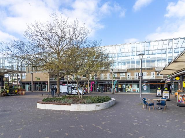 Appartement te huur in Alphen Aan Den Rijn, Zuid Holland
