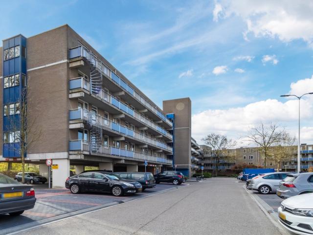 Appartement te huur in Alphen Aan Den Rijn, Zuid Holland