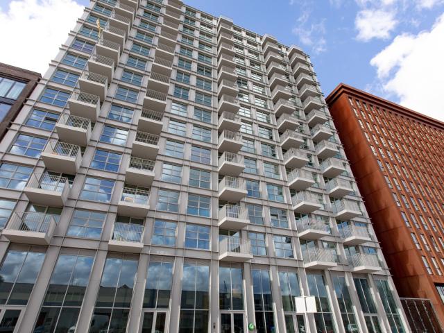 Appartement te huur in Cornelis Douwesterrein, Amsterdam