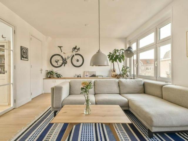 Appartement te huur in Staatsliedenbuurt, Amsterdam