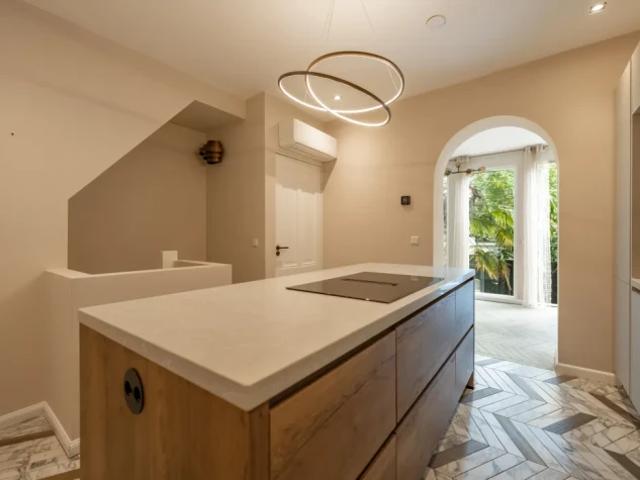 Appartement te huur in Oud-Zuid, Amsterdam