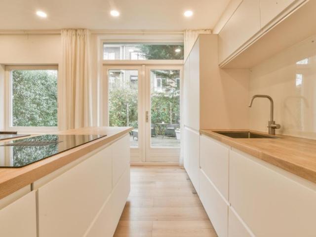 Appartement te huur in Frankendael, Amsterdam