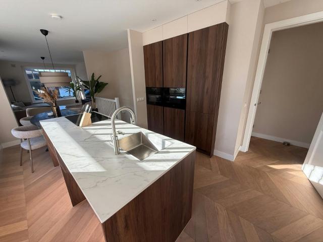 Appartement te huur in Rivierenbuurt, Amsterdam