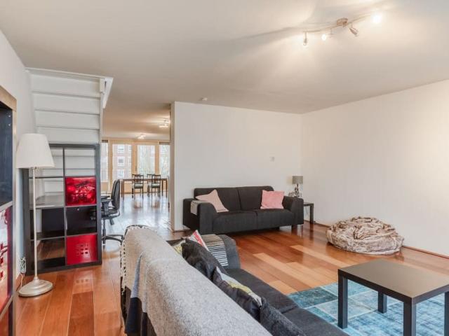 Appartement te huur in Oost, Amsterdam