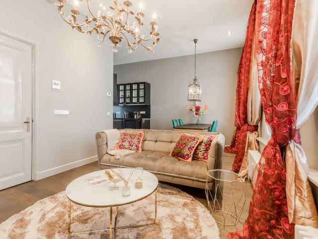 Appartement te huur in Zuid, Amsterdam