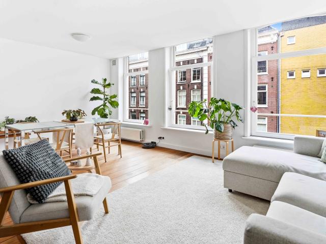 Appartement te huur in Zuid, Amsterdam