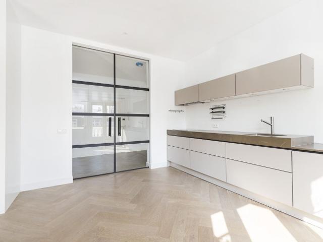 Appartement te huur in Zuid, Amsterdam
