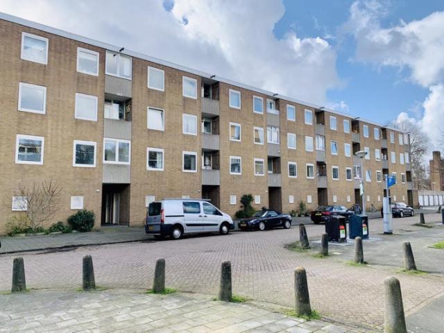 Appartement te huur in Zuid, Amsterdam