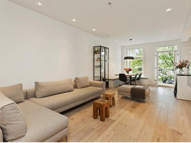 Appartement te huur in Zuid, Amsterdam