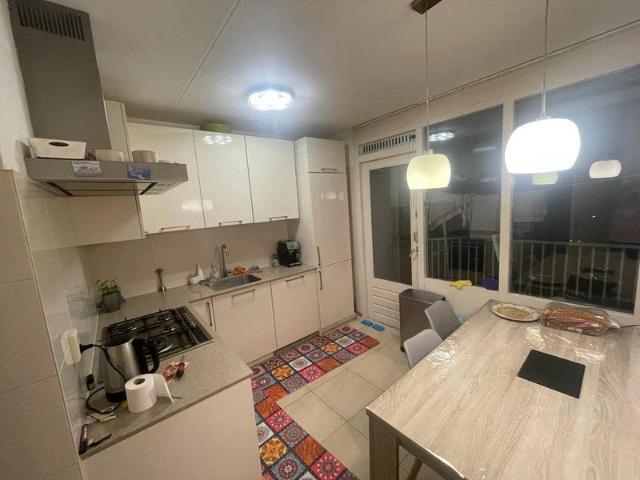 Appartement te huur in Indische Buurt, Olland