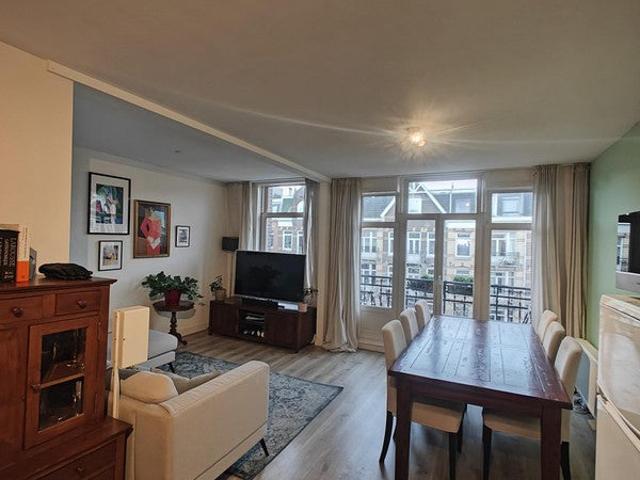 Appartement te huur in Indische Buurt, Olland