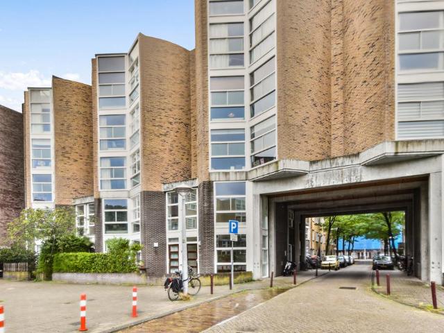 Appartement te huur in Zuid, Amsterdam
