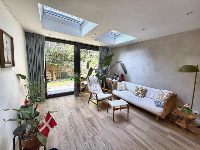 Appartement te huur in Vrijenban, Delft