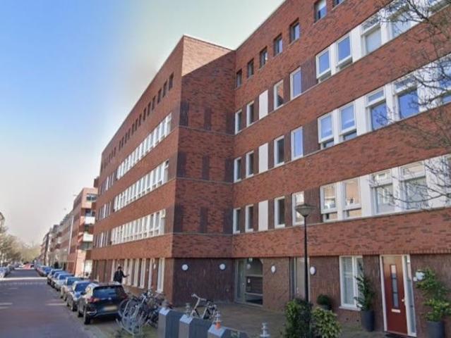 Appartement te huur in Indische Buurt, Olland