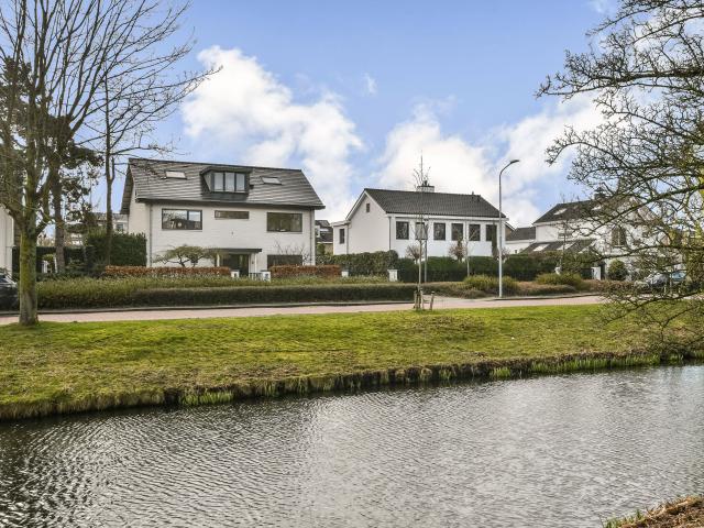 Appartement te huur in Badhoevedorp, Noord Holland