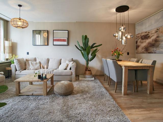 Appartement te huur in Bezuidenhout, Zuid Holland