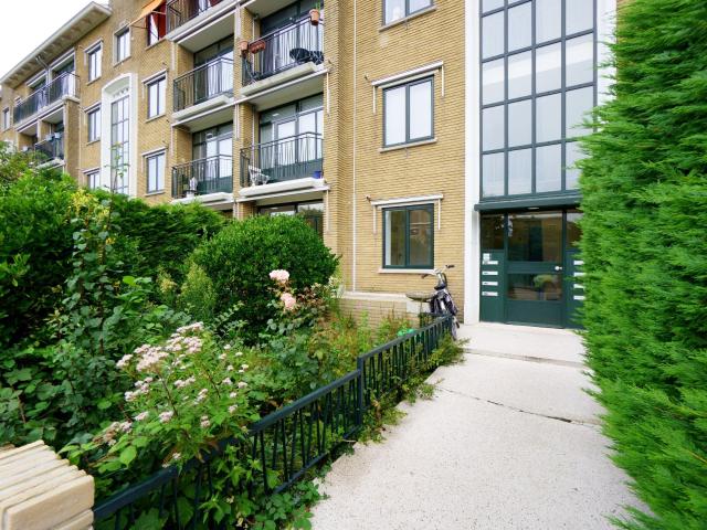 Appartement te huur in Bohemen, Den Haag